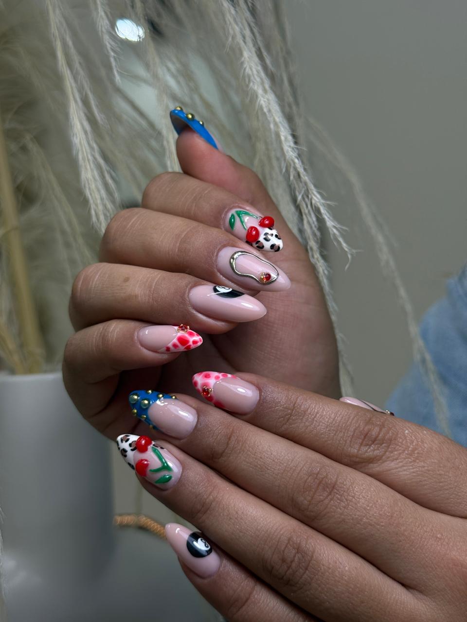 Trabajo de MichiiiNails 1